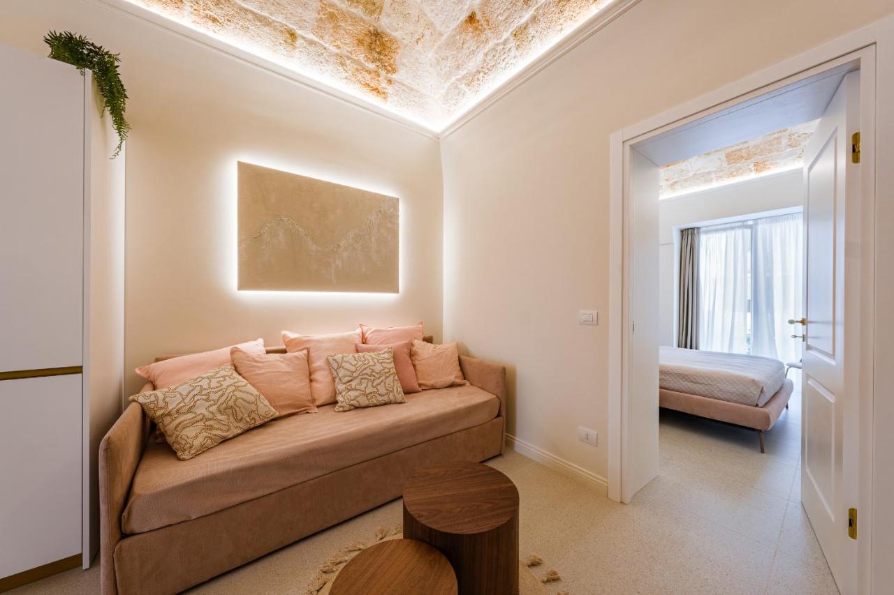 Helloapulia Charming Palazzo Clemente - Self-Catering Suites With Aircondition Monopoli Exteriör bild