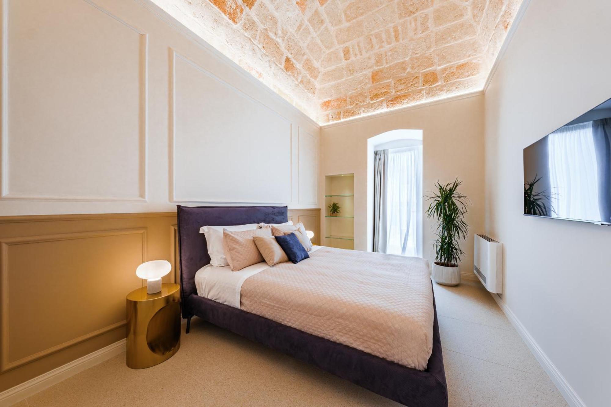 Helloapulia Charming Palazzo Clemente - Self-Catering Suites With Aircondition Monopoli Exteriör bild